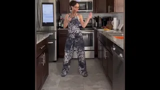 انتي عنباية وانتي تفاحيةراولية وانتي اشطايةونيزدي وانتي كريمايةواتيقماي ونتي عسلية سكريةمشمية هلبة 