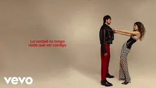 Esteman, Daniela Spalla - Nada que ver (Lyric Video)