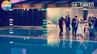 سقوط الممثلين الاتراك في المسبح راح تموت من الضحك 