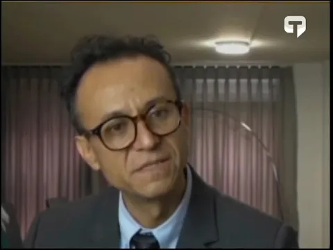 Informe del CNE admite que la firma de Zurita en la Adhesión a retiro es falsa