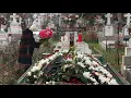 Lagu Gestul făcut de nepoata Rodicăi Stănoiu, după a doua slujbă de înmormântare