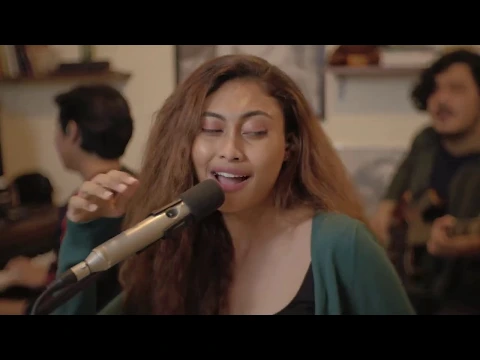 Download MP3 See You On Wednesday | Novia Bachmid - This Mountain  (Faouzia Cover) Live Session