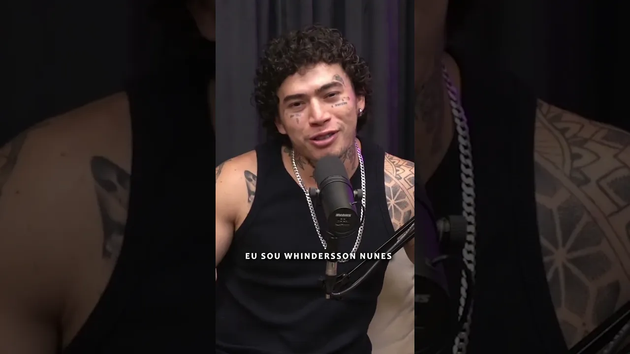 Whindersson Nunes apresentando o Sem Nome Pode