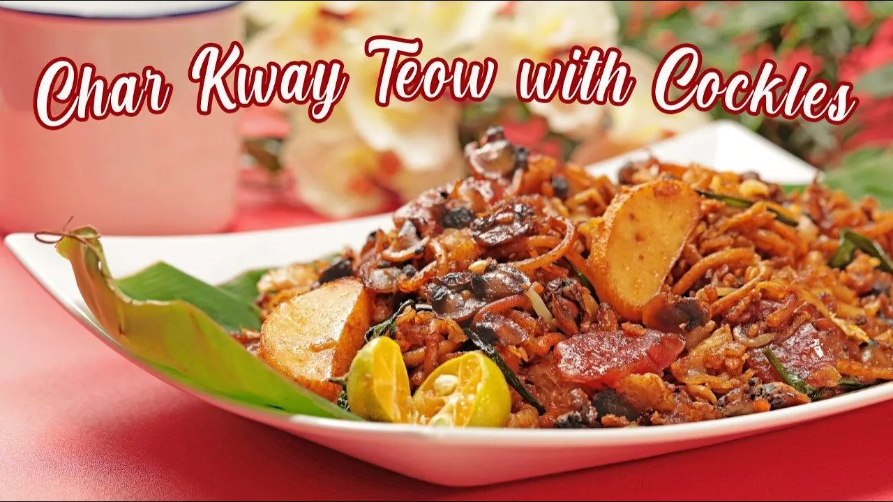 NATIONAL DAY SPECIAL! Char Kway Teow with LOTS of Cockles and wok hey!