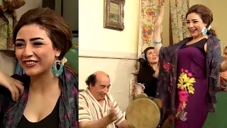 لما تروح تتقدم لواحدة وتطلع شمال   قومي ارقصي يابت عشان يشوفوا جسمك    دندنها