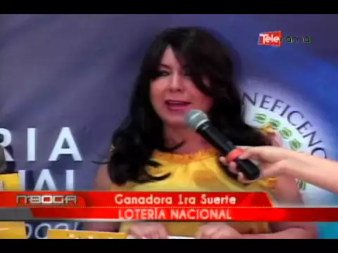 Lotería Nacional entregó premios del sorteo extraordinario