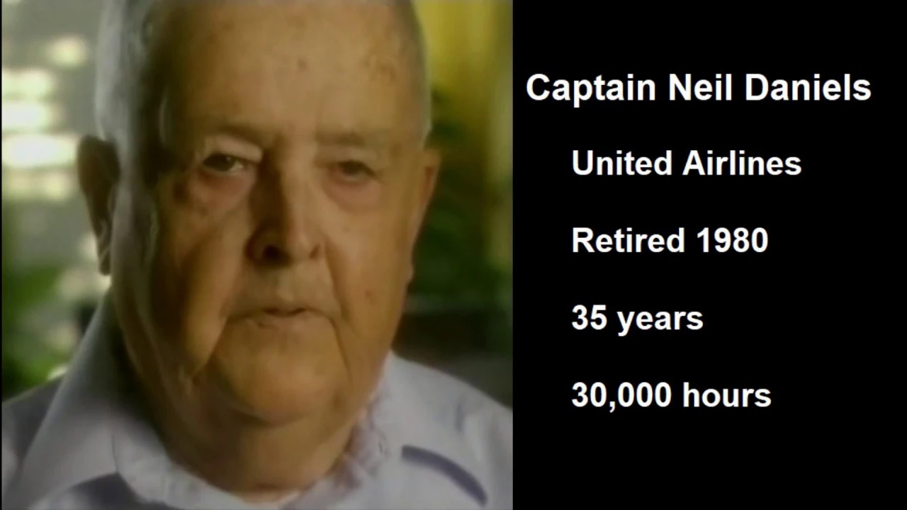 1977-03-12: Captain Neil Daniels United Flight 94 UFO