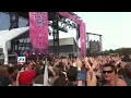 Matt & Kim performing daylight live