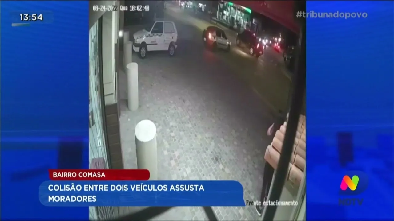 Bairro Comasa: colisão entre dois veículos assusta moradores