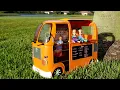Download Lagu Food Truck ! Elsa \u0026 Anna toddlers - park - pet dog - turtle