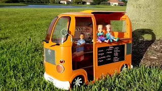 Download Food Truck ! Elsa \u0026 Anna toddlers - park - pet dog - turtle MP3