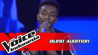 Download Kalvin - Cukup Tahu  | Blind Auditions | The Voice Indonesia GTV 2018 MP3