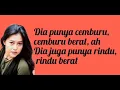 @toplyrics2012 CINTA BERPAYUNG BULAN  - AYU SORAYA (Lirik)
