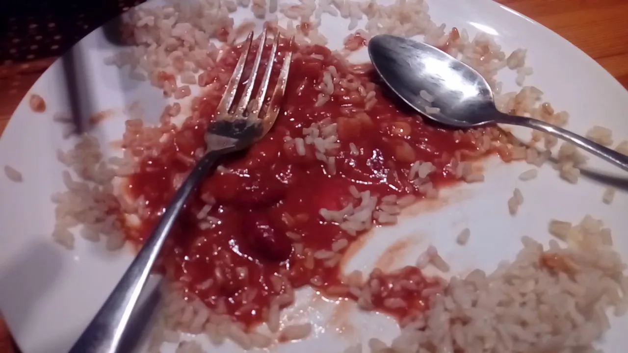 
          
          
          
            
            Maggi Chili con Carne - 3
          
        . 