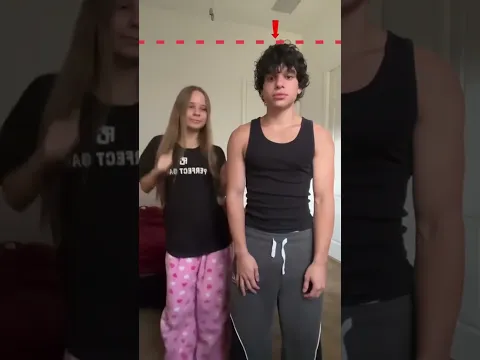 Когда он намного выше её 😭 #heightdifference #couple #funny