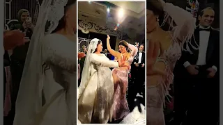 الراقصة هندية ترقص مع العروسة Dance رقص 