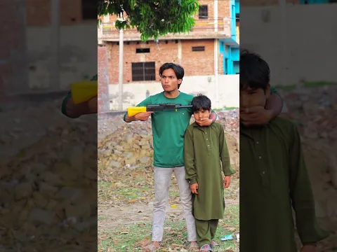 फौजी और 🇮🇳बच्चे की जानको खतरा 🙆♂️🇮🇳#youtubeshorts #ytshorts #salute #armystatus