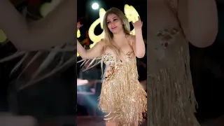 مثل صاروخ سكود موقفا النهدين أفخم رقص بنات   صديرج واصل للصرة من كثر الهز  دبكات رقص بنات      دندنها