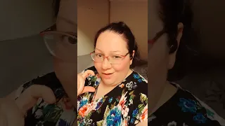 انا بلا فخر بوسي من مسلسل اش اش 