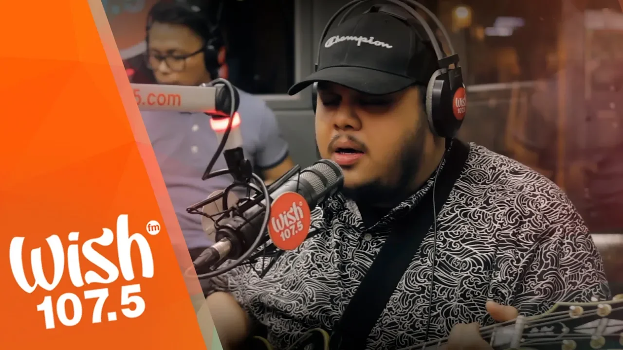 Mayonnaise performs "Kung Di Rin Ikaw" LIVE on Wish 107.5 Bus