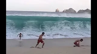 12 Biggest Waves موجات قوية لم تكن متوقعة لاتتق في البحر 