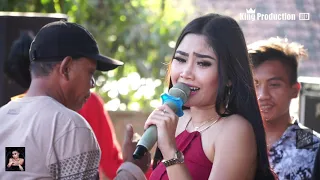 Download Kesandung Cinta - Anik Arnika Jaya Live Desa Ciledug Wetan Pelabuhan Cirebon MP3