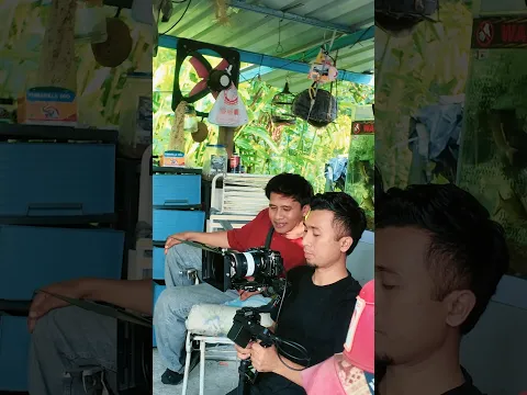 Lagu ini menggambarkan perjuangan dua hati yg masih saling mencintai namun tidak mudah untuk bersama