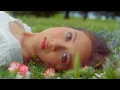 Download Lagu Laufey - Everything I Know About Love (Official Video)