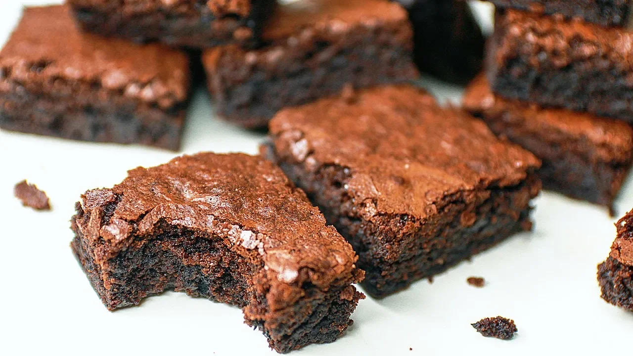 Best Ever Chewy Chocolate Brownies - The Scran Line. 