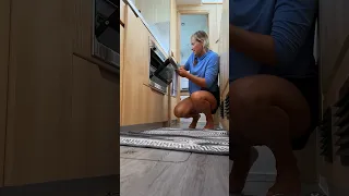 Rainy Day Boat Pizza 🇧🇸⛵️🍕🌧️