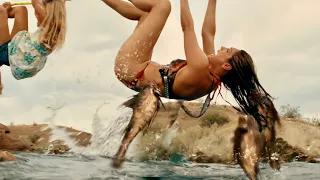 girls went swimming then the piranhas attacked piranha 3d