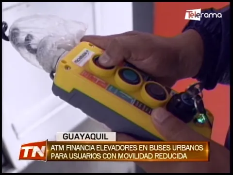 ATM financia elevadores en buses urbanos para usuarios con movilidad reducida