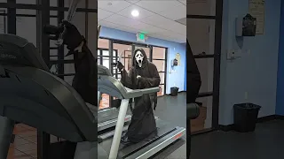 If HORROR Characters USED THE TREADMILL!! #shorts 🏃🏻‍♂️🔪