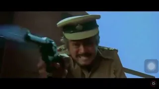 عظمة اميتاباتشان في فيلم الشعله دندنها