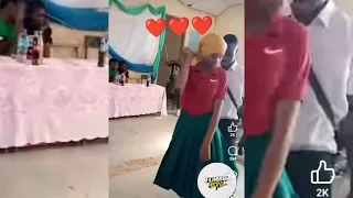 MH VIDEO WANAFUNZI WATIANA NYEG MBELE YA WAZAZI SIO KUSHIKANA UKU 