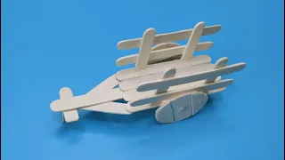 Recycle ice cream sticks to make a fun and simple pull-along cart.