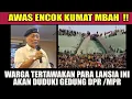 Download Lagu WARGA RAGUKAN PARA LANSIA INI DUDUKI GEDUNG DPR MPR UNTUK MAKZULKAN GIBRAN !!