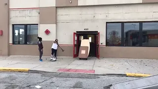 chuck e cheese s oak lawn closure