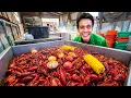 I Tried a Crawfish Boil at New Orleans Best Seafood Market Where Locals Eat