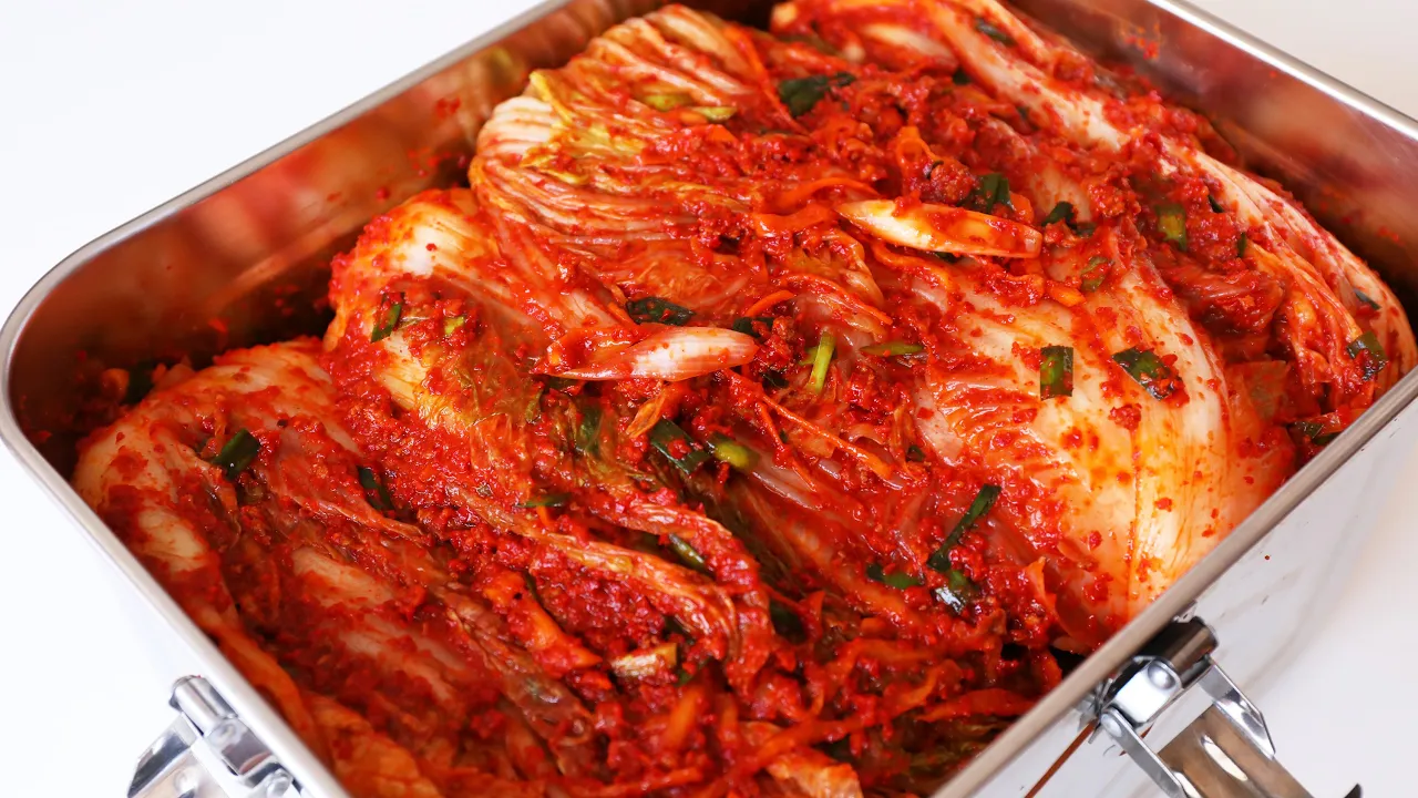 Lets make traditional Korean kimchi! #shorts