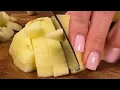 Brilliant! Only 2 apples and cottage cheese! I learned this trick at a pastry shop!