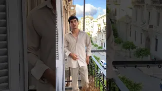 انت ازاي بتتصور ف البلكونه اللي عندك 