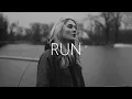 Download Lagu LOSTWIND \u0026 Dianna - Run (Lyrics)