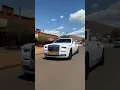Lagu Ik ben Zimbabwe met Afrikaanse slechteriken en ik rijd in een Rolls-Royce Phantom
