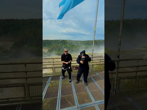 Tirando los prohibidos en Las Cataratas😎🇦🇷
