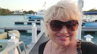 Jupiter Florida U Tiki restaurant with realtor Valentina 5613359459