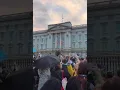 Download Lagu Crowds Sing God Save The King Outside of Buckingham Palace After Queen Elizabeth II Passes Away !!!