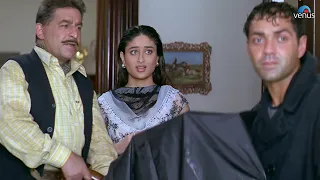 Bobby Deol Kareena Ke Ghar Tak Follow Karte Hain | Kareena Kapoor, Bobby Deol | Ajnabee