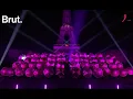 Lagu MURMURATION in Frot of Eiffel Tour for Ruban rose. 