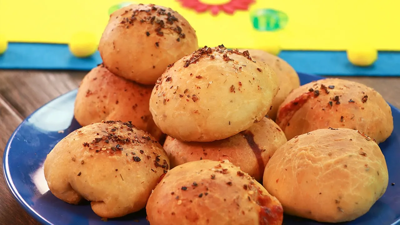 Pizza Bombs Recipe By SooperChef